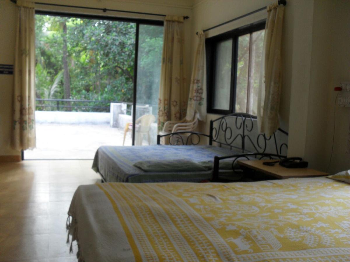 Saaj Resort Dapoli Bagian luar foto